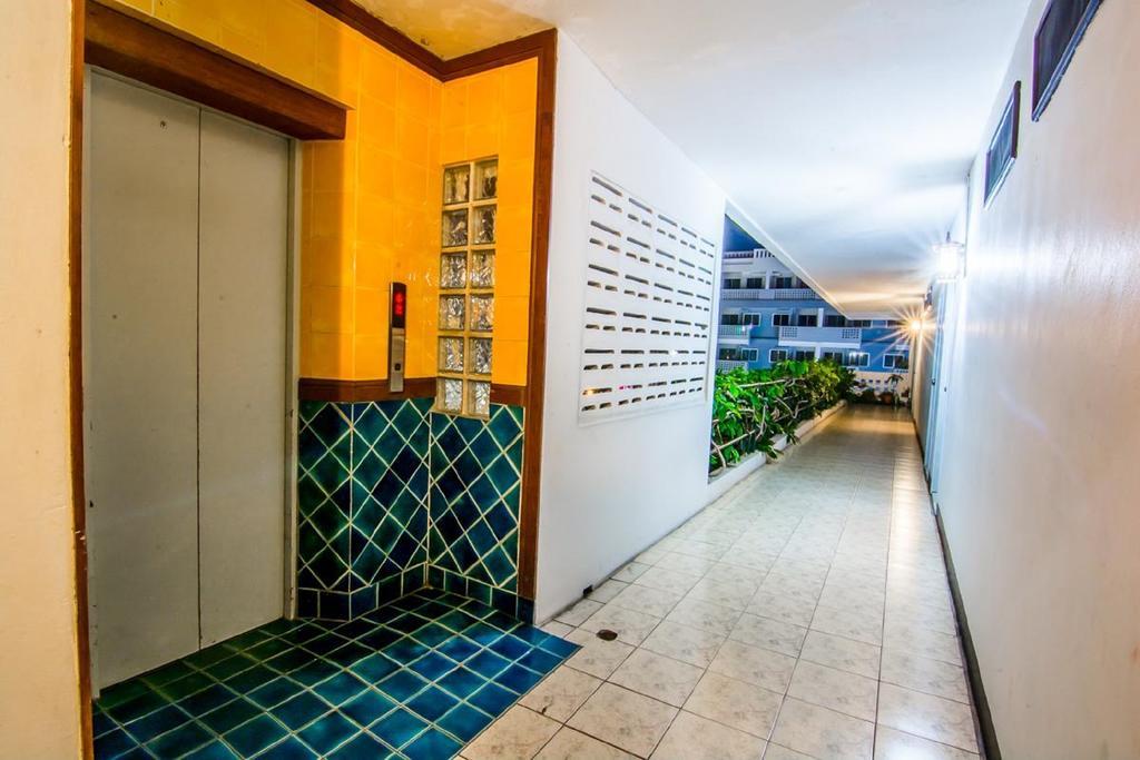 สุทัศน์ คอร์ท 4 Hotel Pattaya ภายนอก รูปภาพ