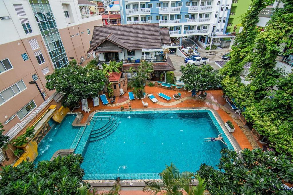 สุทัศน์ คอร์ท 4 Hotel Pattaya ภายนอก รูปภาพ