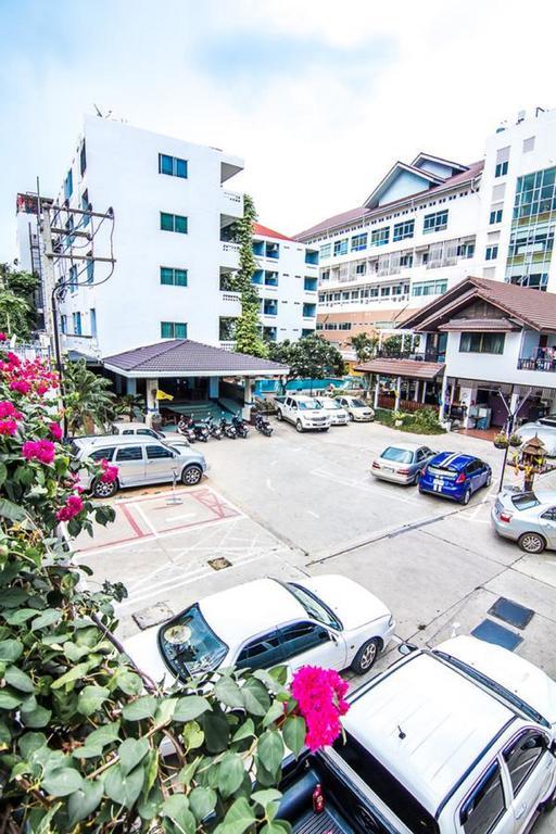 สุทัศน์ คอร์ท 4 Hotel Pattaya ภายนอก รูปภาพ