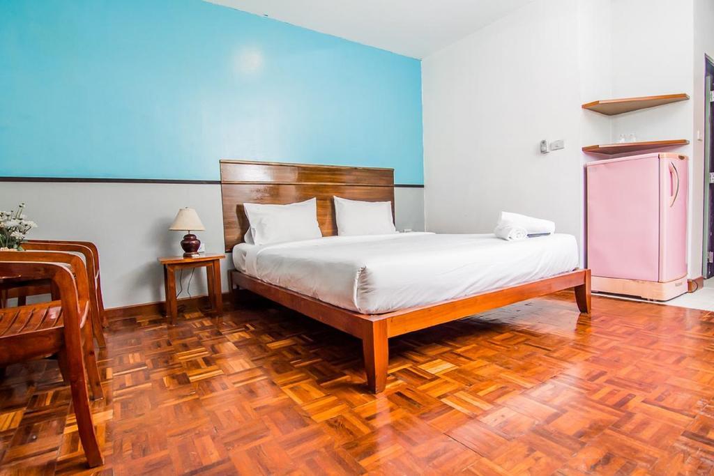 สุทัศน์ คอร์ท 4 Hotel Pattaya ภายนอก รูปภาพ