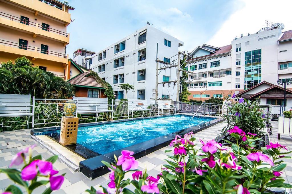 สุทัศน์ คอร์ท 4 Hotel Pattaya ภายนอก รูปภาพ