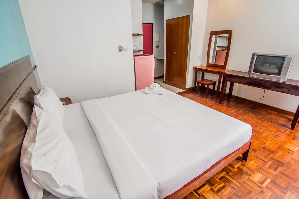 สุทัศน์ คอร์ท 4 Hotel Pattaya ภายนอก รูปภาพ