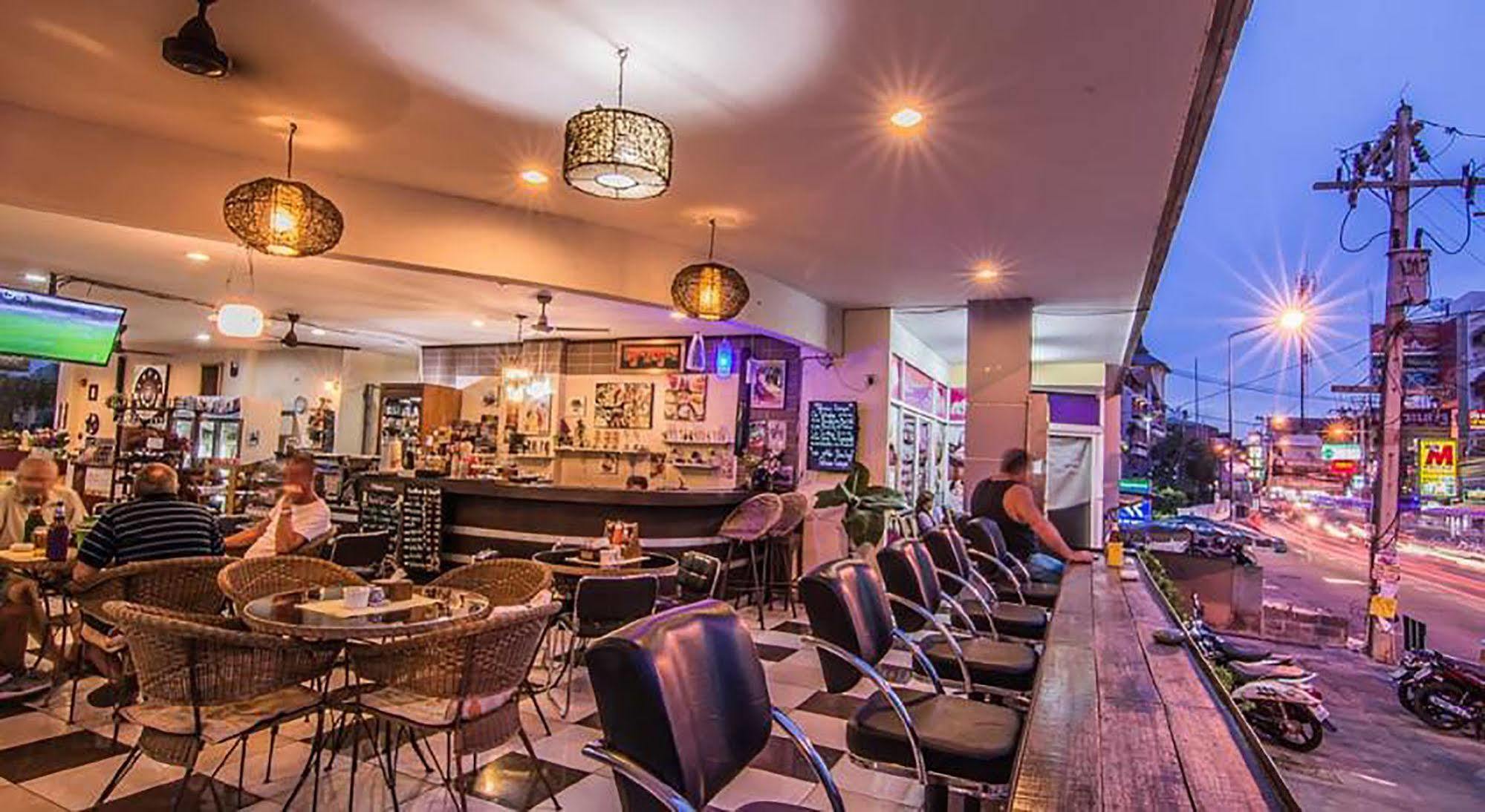 สุทัศน์ คอร์ท 4 Hotel Pattaya ภายนอก รูปภาพ