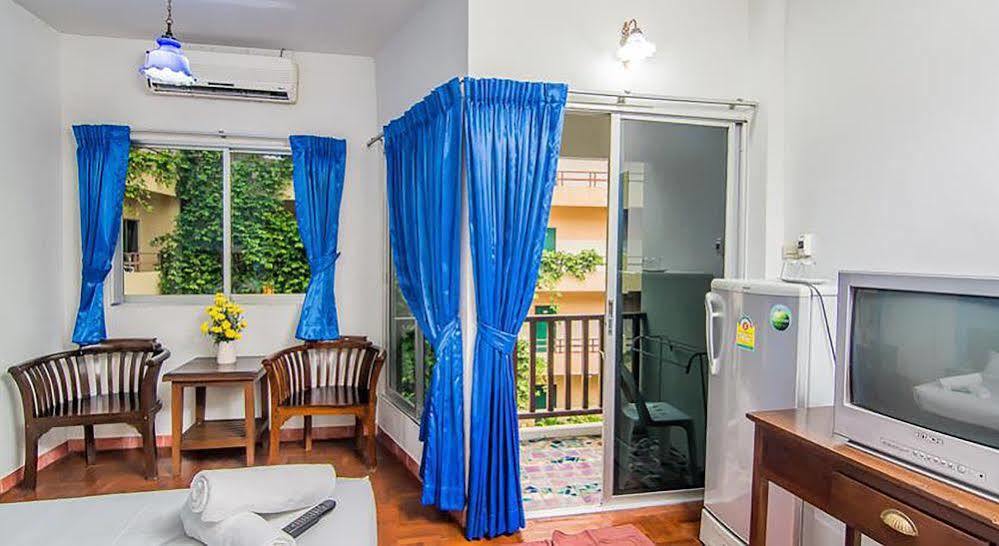 สุทัศน์ คอร์ท 4 Hotel Pattaya ภายนอก รูปภาพ